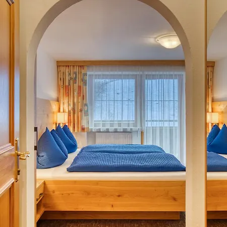 Alpenrose Apartment *