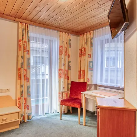 Alpenrose Apartment Tux