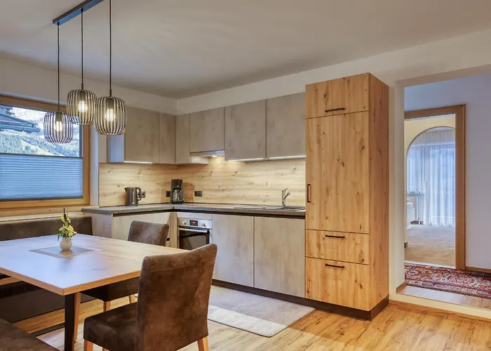 Alpenrose Apartment Tux