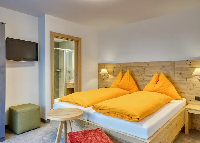 アパート Alpenrose トゥクス